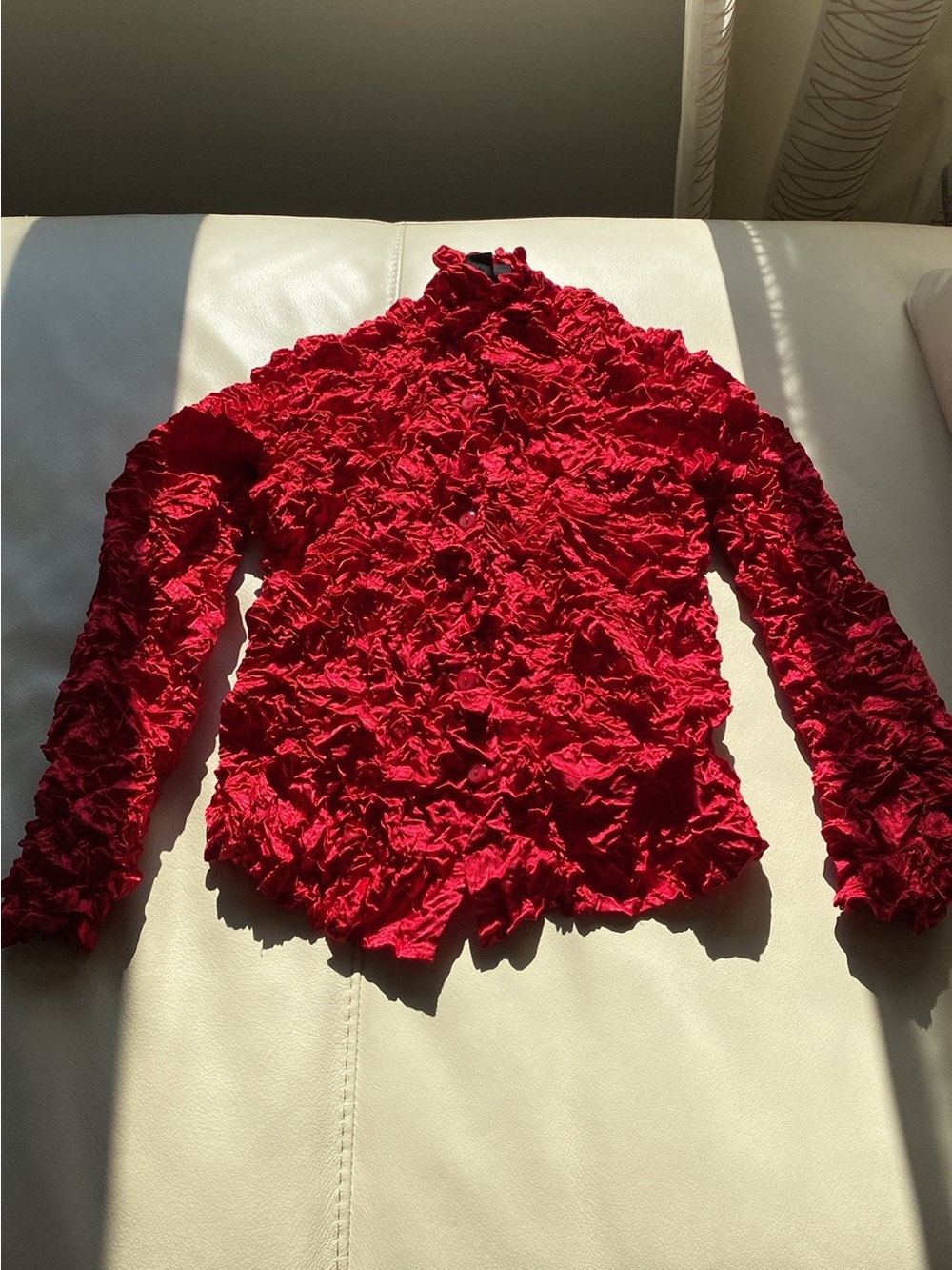 💕Host Pick💕 Simon Chang Designer Crinkle button blouse - like new - Picture 6 of 14